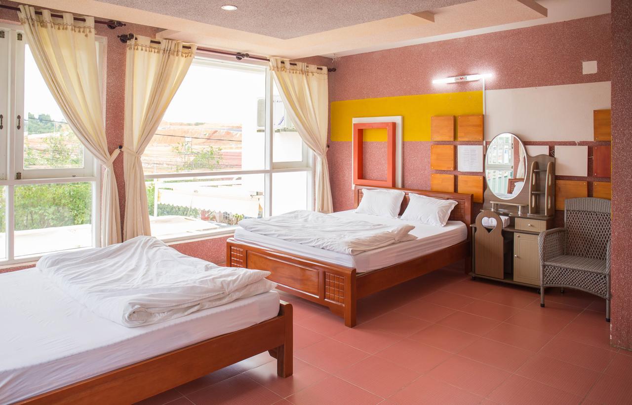 Akina House Hotell Dalat Eksteriør bilde
