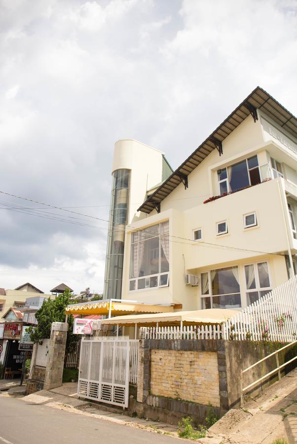 Akina House Hotell Dalat Eksteriør bilde